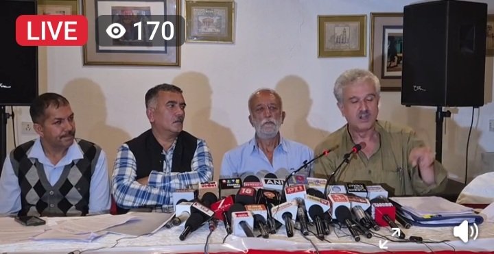 Rakesh Singha, Sanjay Chauhan at press conference 