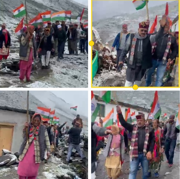 Tiranga Yatra Amid Snowfall Soars at Chasak Bhatori in Pangi Valley 