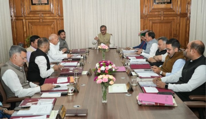 HPCMSukuChairsCabnetMeetingInShimla