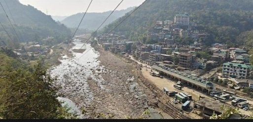 DharampurBusStandOnRiverPlains