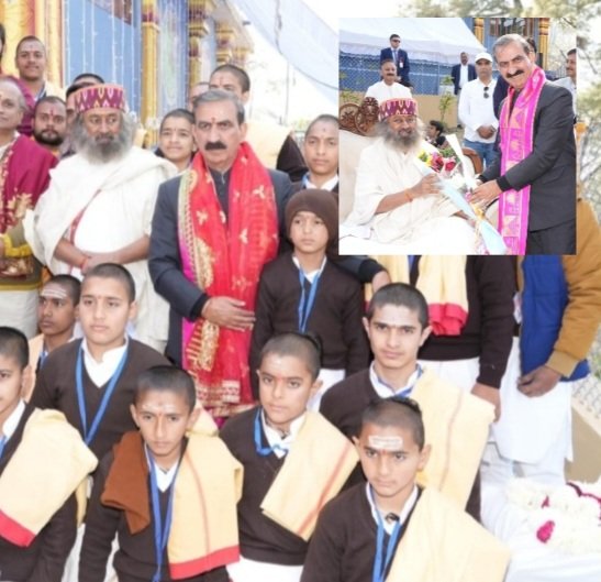 Sri Sri Ravi Shankar in Palampur 
