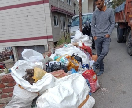 GarbagePilesUpInShimla