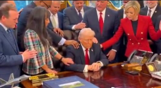 PresidentTrumpWithPasters